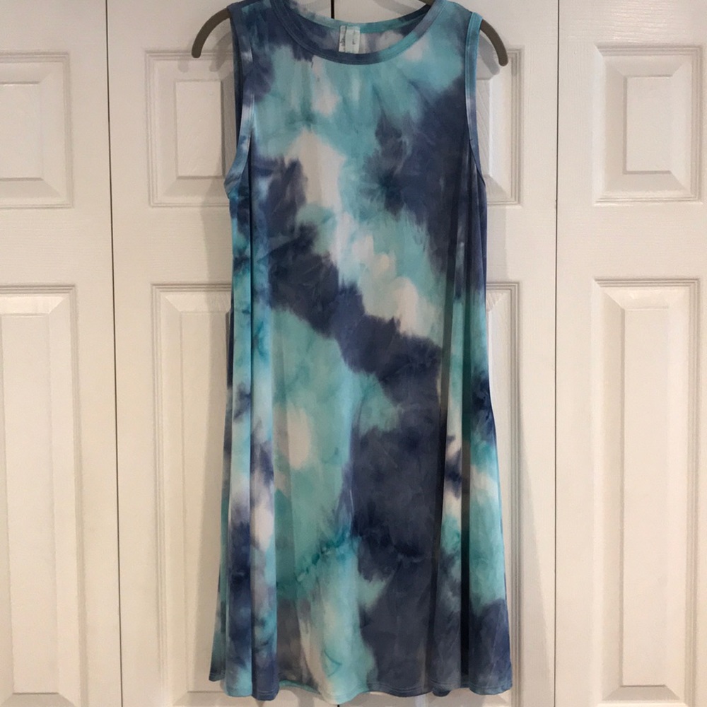 Flowy tye-dye dress. Blue/ green. Size med.